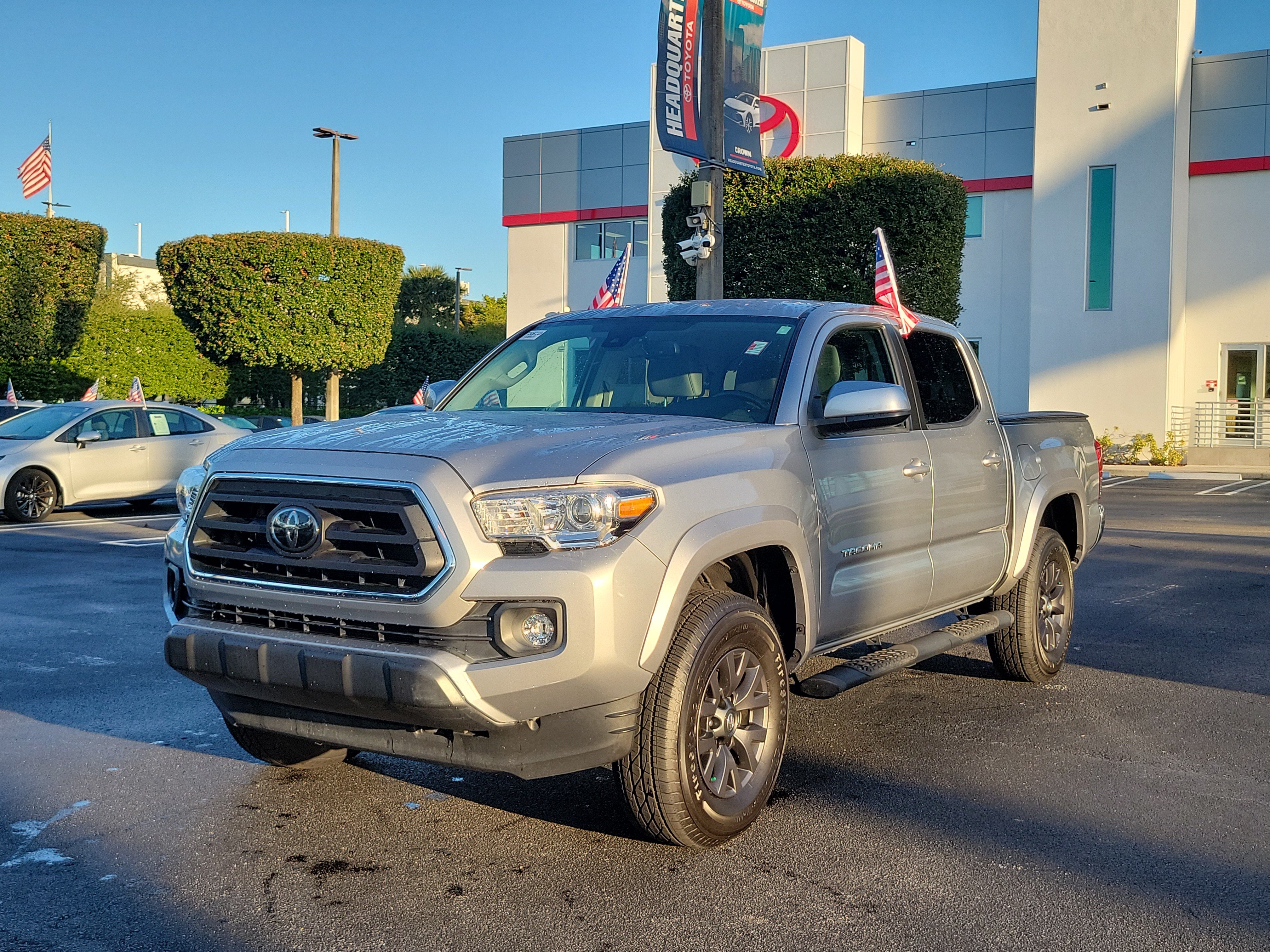 Used 2021 Toyota Tacoma SR5 RWD image 5