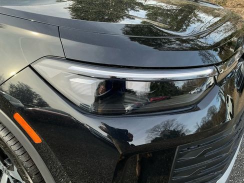 New 2026 Volkswagen Tiguan SE image 23