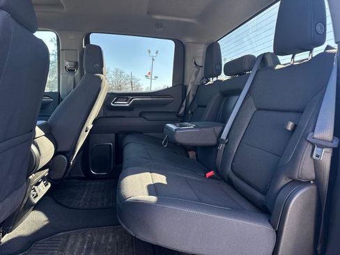 Used 2025 GMC Sierra 1500 Elevation image 10