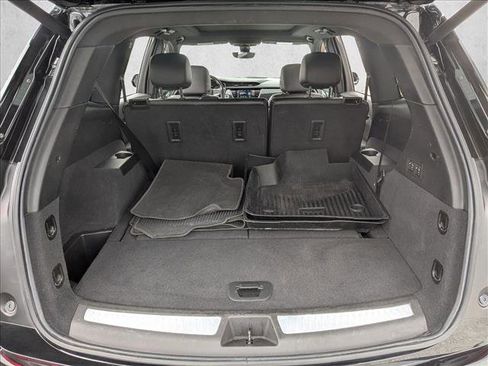 Used 2020 Cadillac XT6 Premium Luxury image 6