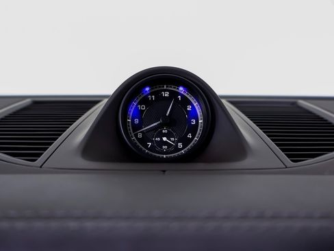 Certified 2023 Porsche Macan S w/ Premium Package Plus image 14