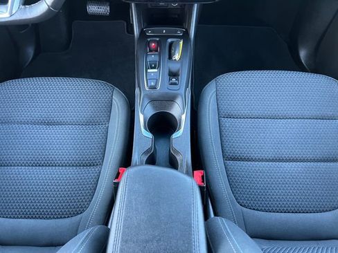 Used 2022 Chevrolet Bolt LT image 23