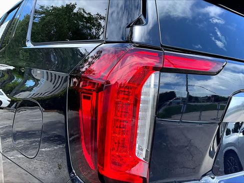 Used 2024 GMC Yukon AT4 w/ Max Trailering Package AWD/4WD image 29