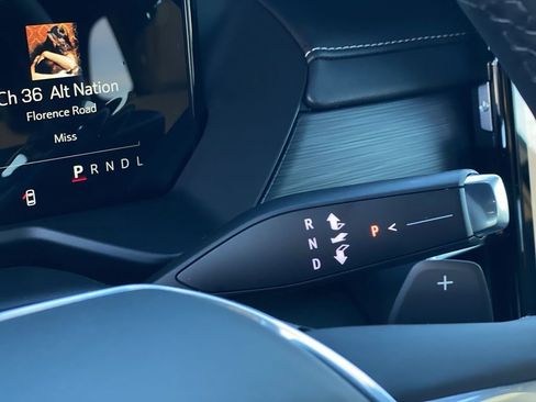 New 2026 GMC Acadia Elevation w/ LPO, Floor Liner Package image 24