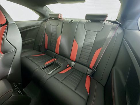 Used 2026 BMW M2 w/ Lighting Package RWD image 33