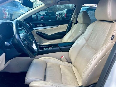Used 2016 Nissan Maxima 3.5 SV image 4