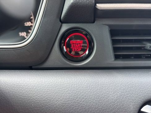 New 2025 Honda Pilot EX-L image 7