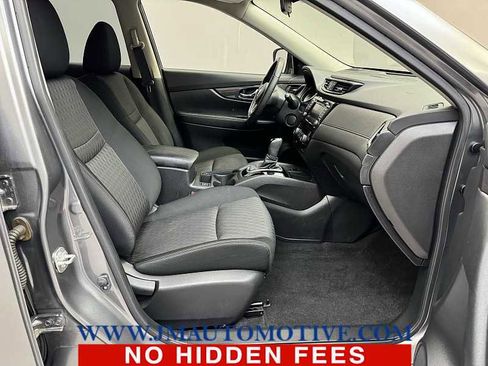 Used 2019 Nissan Rogue SV w/ Sun & Sound Touring Package AWD/4WD image 20