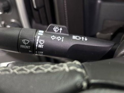 Used 2018 GMC Sierra 1500 SLT AWD/4WD image 26