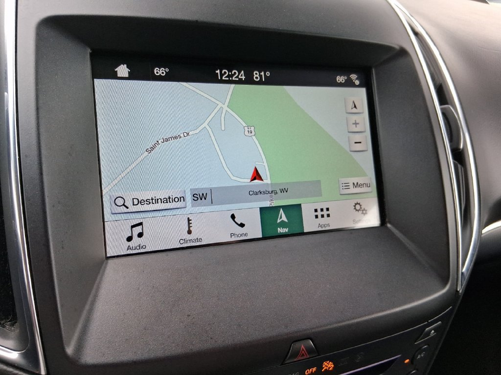 Used 2019 Ford Edge Titanium w/ Equipment Group 301A AWD/4WD image 15