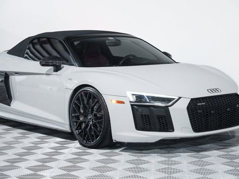 Used 2018 Audi R8 V10 plus image 9