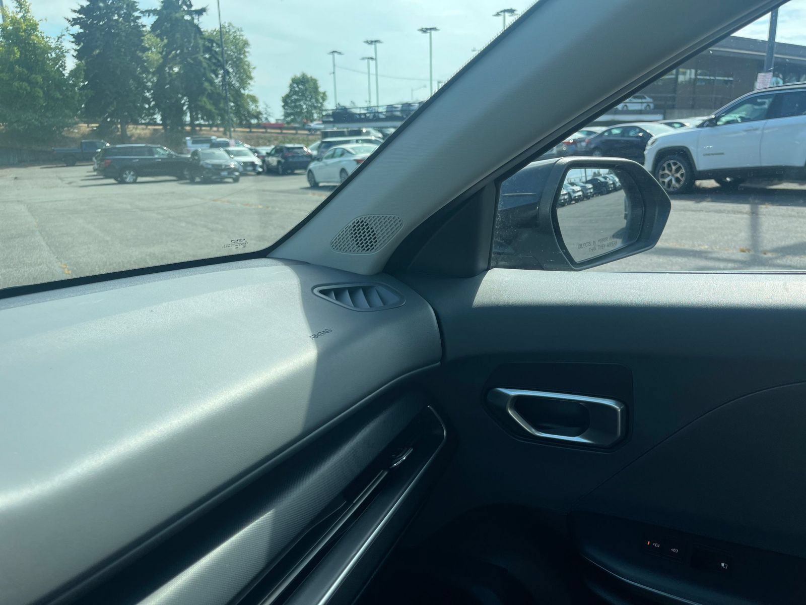 Used 2025 Kia K4 FWD image 35
