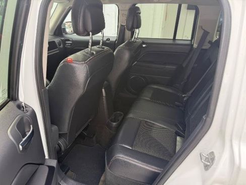 Used 2016 Jeep Patriot 75th Anniversary w/ Power Value Group AWD/4WD image 17