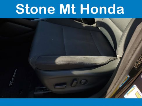 Used 2017 Hyundai Tucson SE image 17