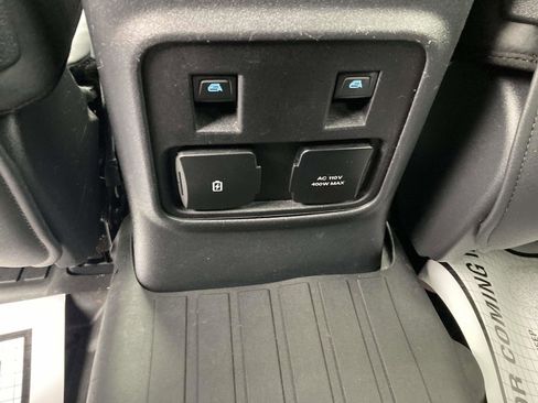 Used 2024 Ford Bronco Big Bend image 18