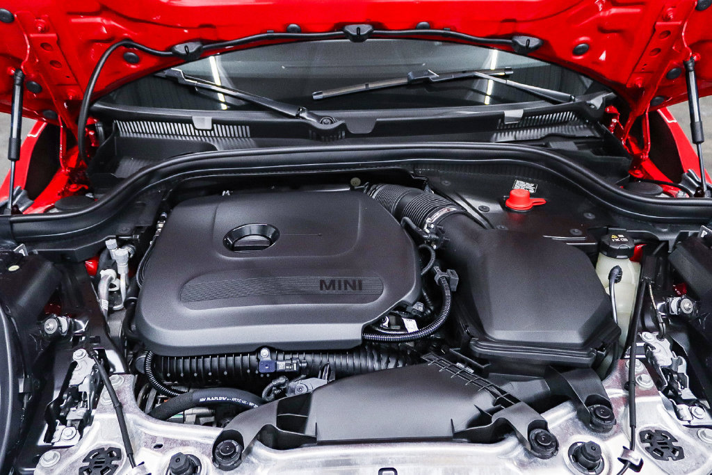 Used 2026 MINI Cooper 2-Door Hardtop FWD image 30