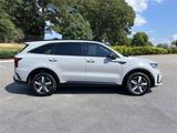 Used 2022 Kia Sorento EX w/ Panoramic Sunroof Package image 2