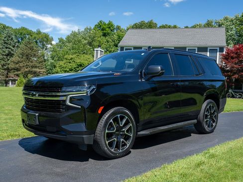 Used 2021 Chevrolet Tahoe RST w/ Luxury Package AWD/4WD image 6