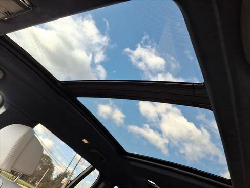 Used 2019 BMW X7 xDrive50i w/ Premium Package image 26