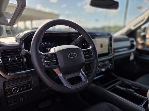 New 2026 Ford F250 Lariat w/ Black Appearance Package AWD/4WD image 14