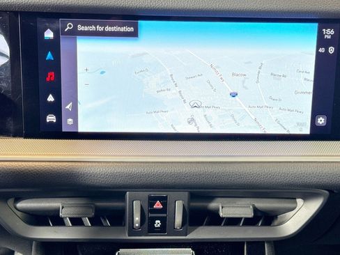 Used 2024 Porsche Cayenne image 13