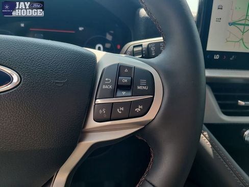 New 2025 Ford Explorer Active image 17