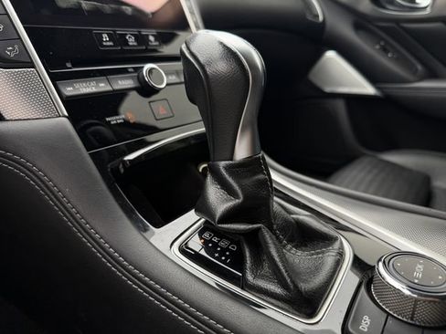 Used 2017 INFINITI Q50 Sport AWD/4WD image 19