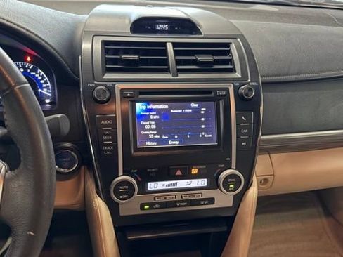 Used 2013 Toyota Camry XLE FWD image 31