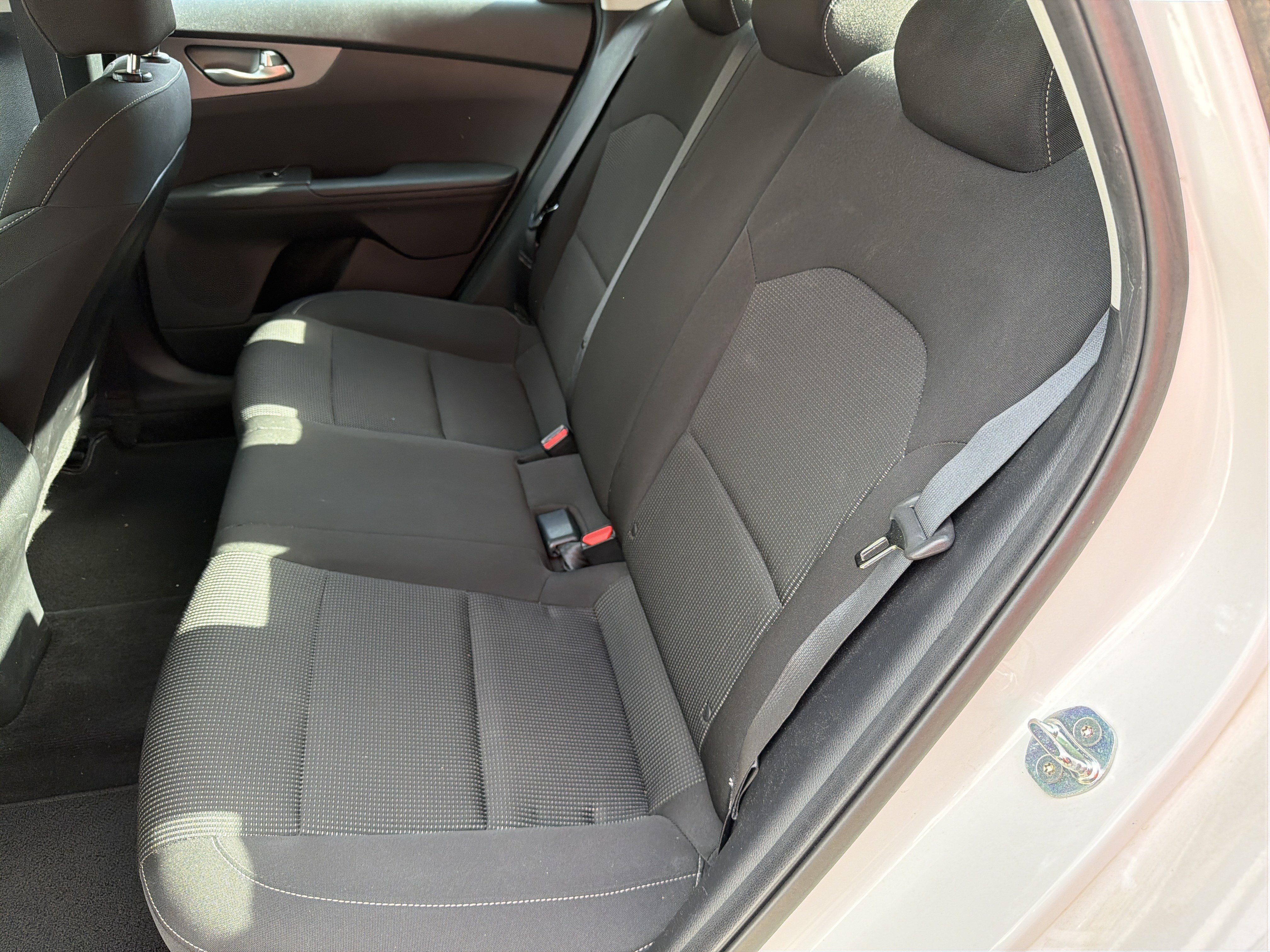 Used 2021 Kia Forte LXS FWD image 15