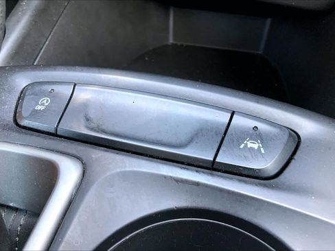 Used 2025 Chevrolet Trax LS FWD image 29