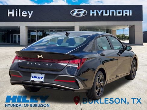 New 2026 Hyundai Elantra Sport FWD image 4