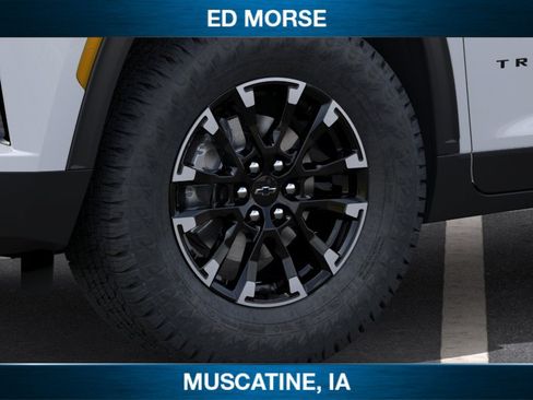 New 2026 Chevrolet Traverse Z71 w/ Driver Confidence Package AWD/4WD image 9