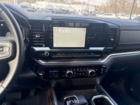 Certified 2023 GMC Sierra 1500 Elevation w/ Elevation Premium Package image 11