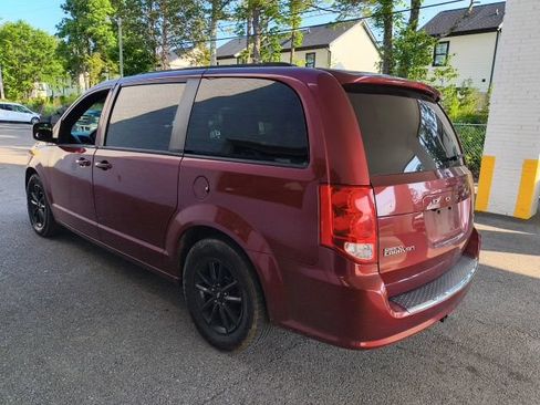 Used 2019 Dodge Grand Caravan GT FWD image 6