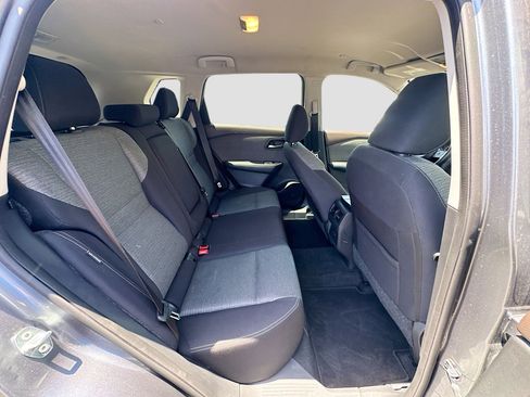 Certified 2023 Nissan Rogue SV image 25