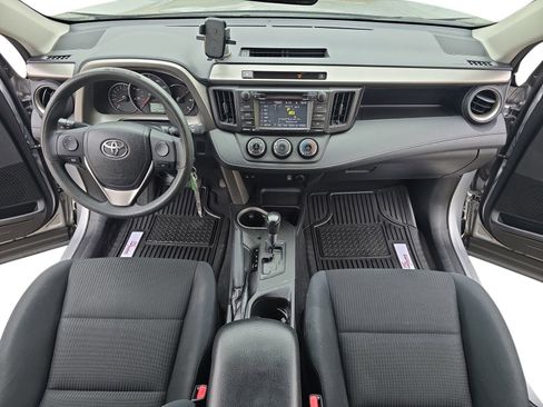 Used 2016 Toyota RAV4 LE FWD image 12