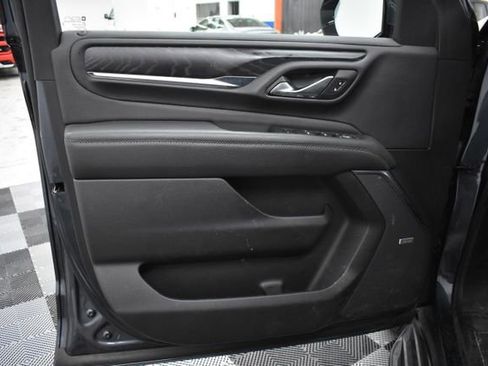 Used 2021 GMC Yukon XL Denali image 12