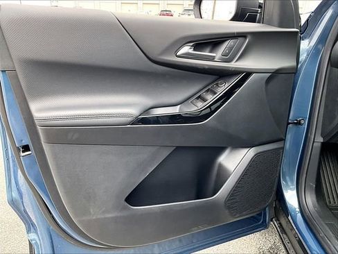 New 2026 Chevrolet Equinox LT w/ Midnight Edition AWD/4WD image 25
