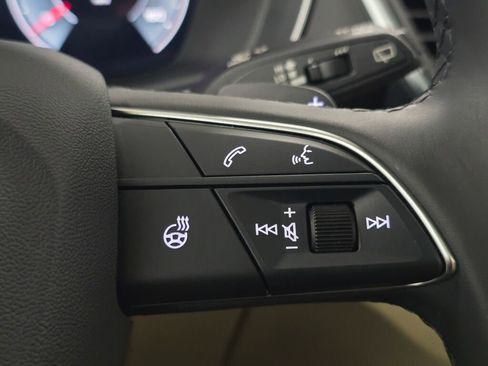 Certified 2025 Audi Q5 2.0T Premium Plus image 46