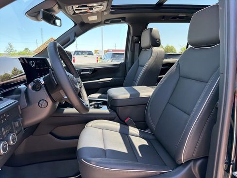 New 2026 Chevrolet Tahoe Premier w/ Sun And Tow Package AWD/4WD image 23