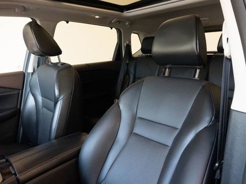 Used 2023 Nissan Rogue SV w/ SV Premium B Package FWD image 17