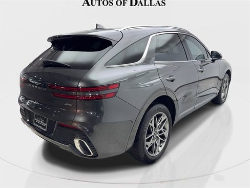 Used 2024 Genesis GV70 2.5T w/ Advanced Package image 6