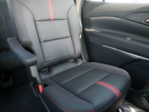 Certified 2026 Chevrolet Traverse RS image 14