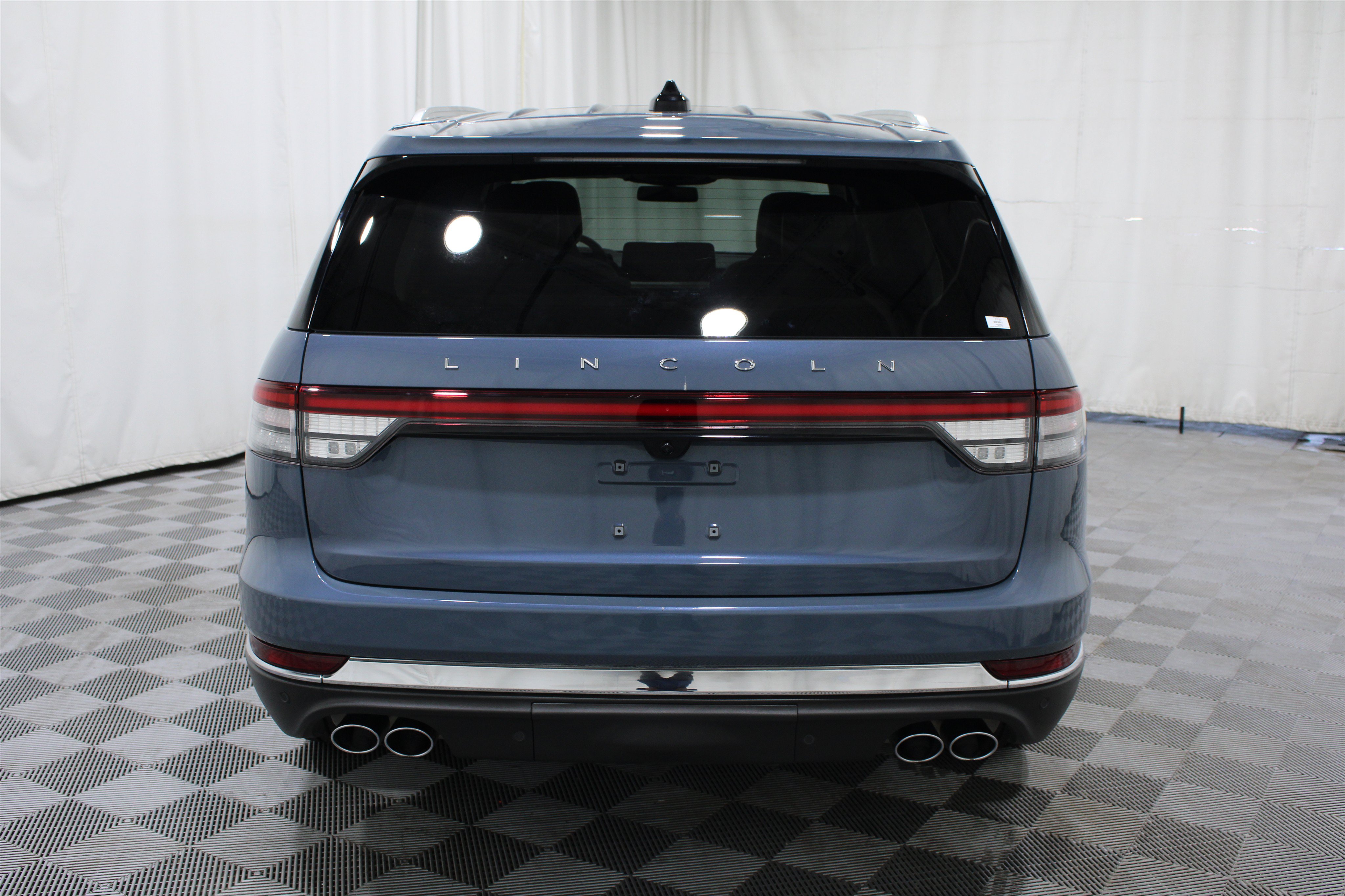 Used 2025 Lincoln Aviator Reserve w/ Equipment Group 201A AWD/4WD image 36