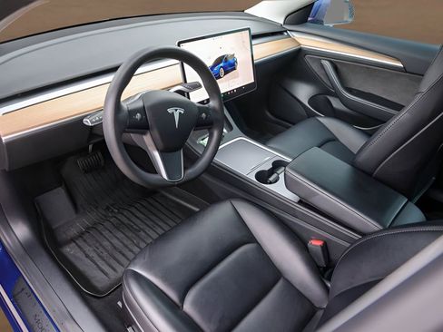 Used 2022 Tesla Model 3 Long Range image 7