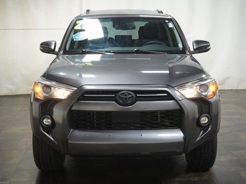 Used 2022 Toyota 4Runner SR5 Premium image 8