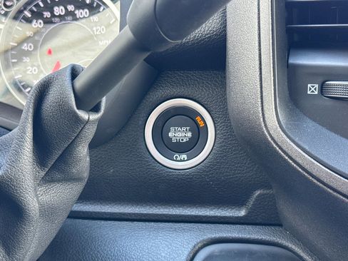 New 2025 RAM 2500 Tradesman image 18