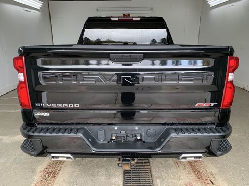 Used 2022 Chevrolet Silverado 1500 RST image 5