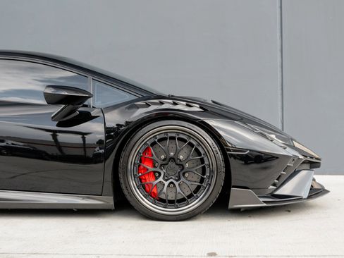 Used 2024 Lamborghini Huracan Tecnica image 41