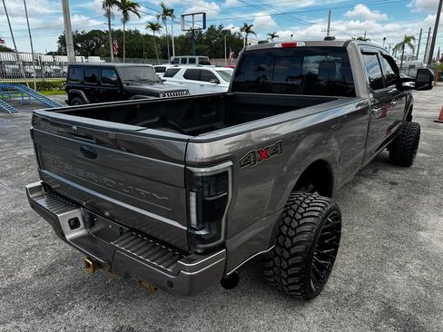 Used 2020 Ford F250 Lariat w/ Lariat Ultimate Package AWD/4WD image 7